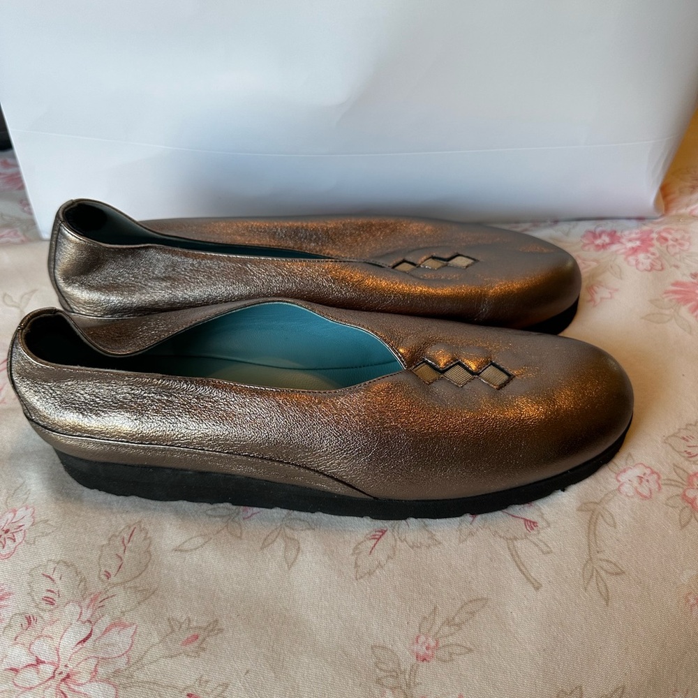 Thierry Rabotin Grace flats